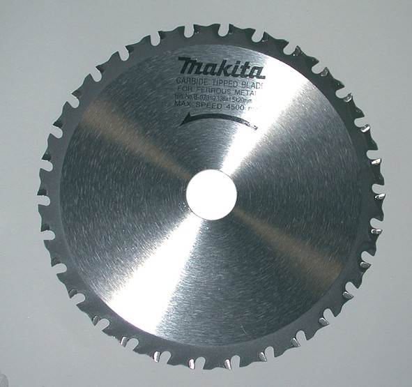 Makita Lama 136X20mm D=30 per metallo
